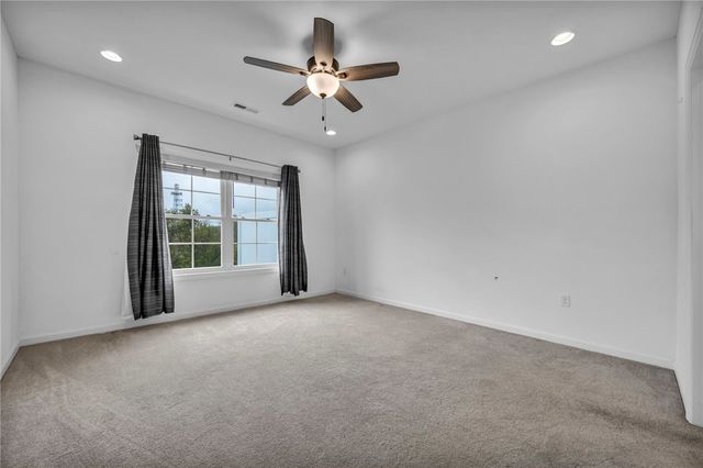2013 Cool Springs Dr, Bethel Park, PA 15234