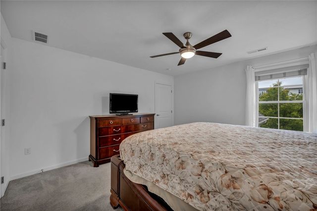 2013 Cool Springs Dr, Bethel Park, PA 15234