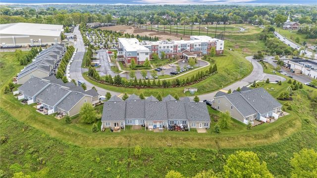 2013 Cool Springs Dr, Bethel Park, PA 15234