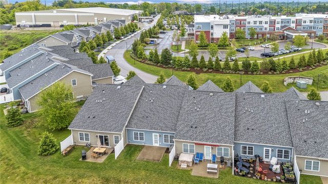 2013 Cool Springs Dr, Bethel Park, PA 15234