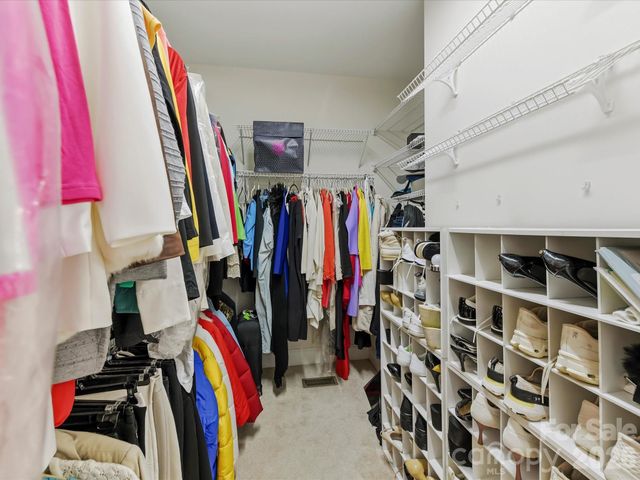 10835 Alexander Mill Drive, Charlotte, NC 28277