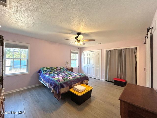 141 Charlton Road, Hubert, NC 28539