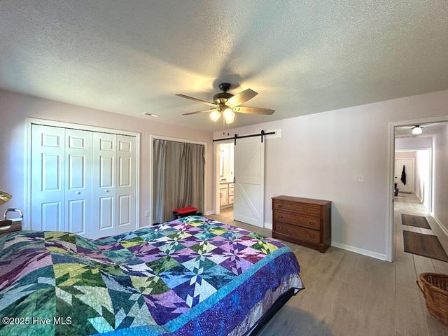 141 Charlton Road, Hubert, NC 28539