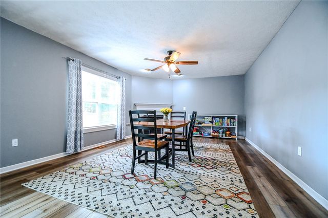 2005 Clearstream Way, Englewood, OH 45315