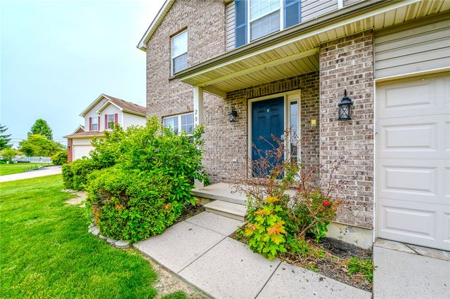 2005 Clearstream Way, Englewood, OH 45315