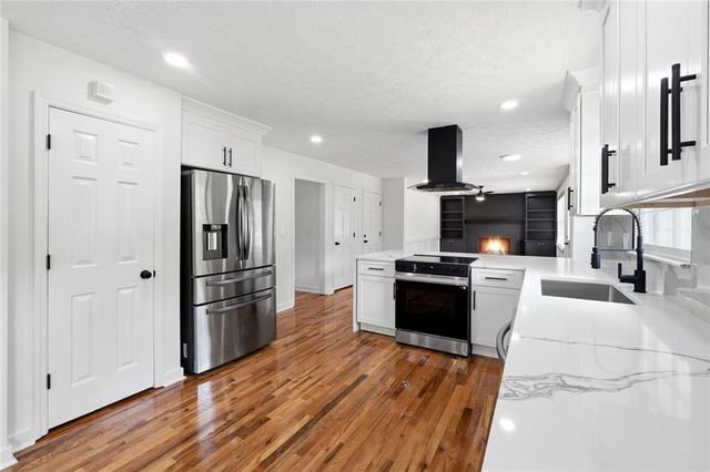 3022 Meadowsweet Trail, Snellville, GA 30078