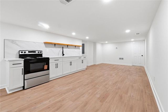 3022 Meadowsweet Trail, Snellville, GA 30078