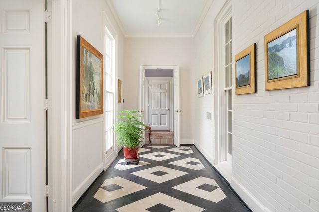 1464 Twin Pines Drive, Macon, GA 31211