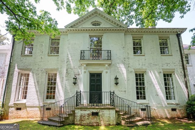 1464 Twin Pines Drive, Macon, GA 31211