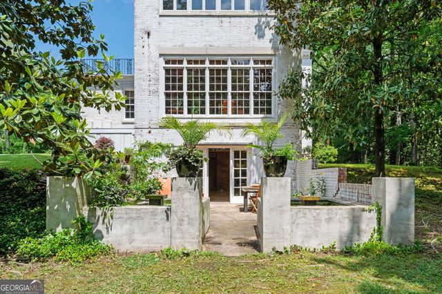 1464 Twin Pines Drive, Macon, GA 31211