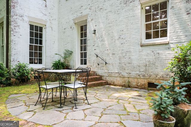 1464 Twin Pines Drive, Macon, GA 31211