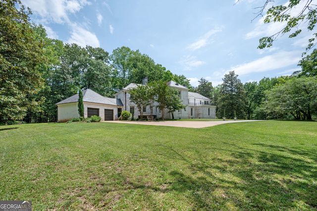 1464 Twin Pines Drive, Macon, GA 31211