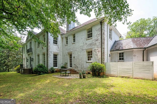 1464 Twin Pines Drive, Macon, GA 31211