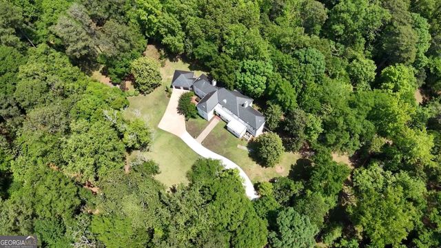 1464 Twin Pines Drive, Macon, GA 31211