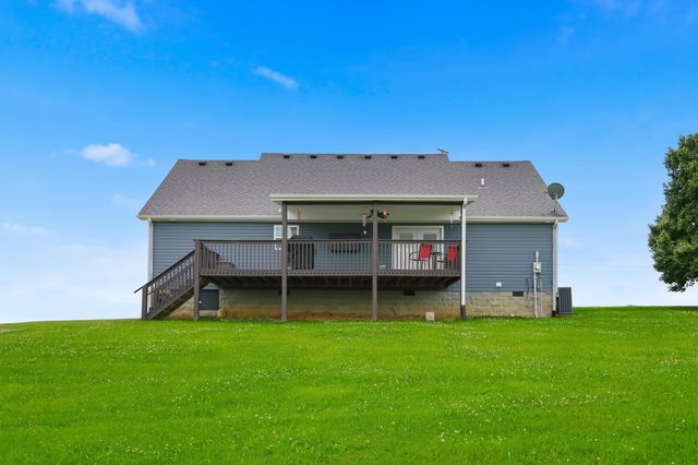 447 Oakland Lane, Harrodsburg, KY 40330