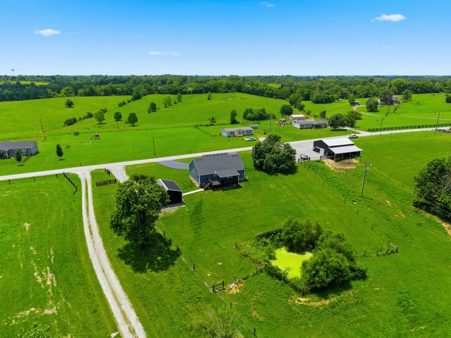 447 Oakland Lane, Harrodsburg, KY 40330
