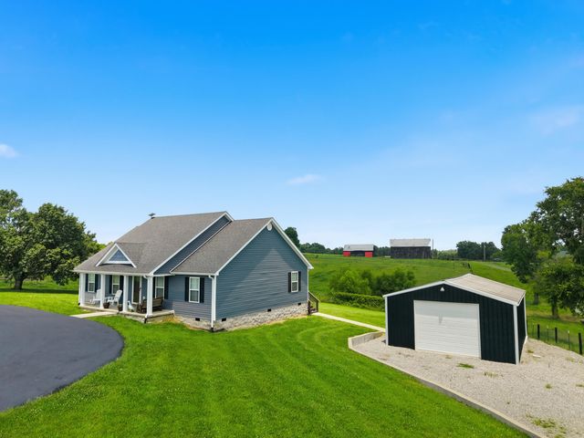 447 Oakland Lane, Harrodsburg, KY 40330