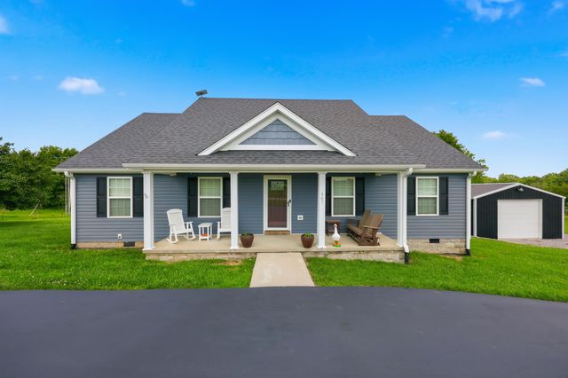 447 Oakland Lane, Harrodsburg, KY 40330