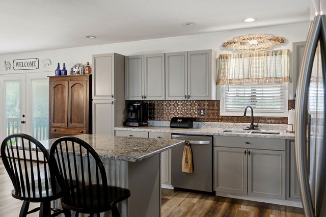 447 Oakland Lane, Harrodsburg, KY 40330