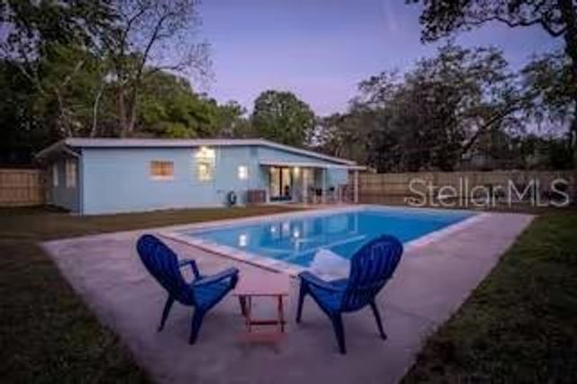 1702 NW 38TH DRIVE, Gainesville, FL 32605