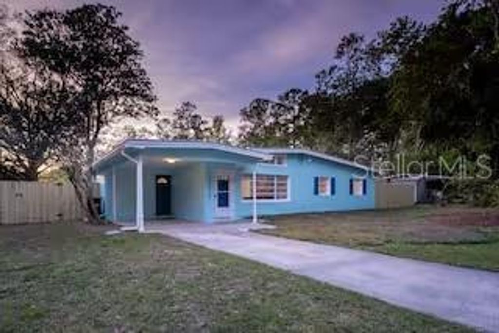 1702 NW 38TH DRIVE, Gainesville, FL 32605