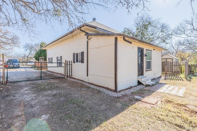 505 N Lamar Street, Weatherford, TX 76086