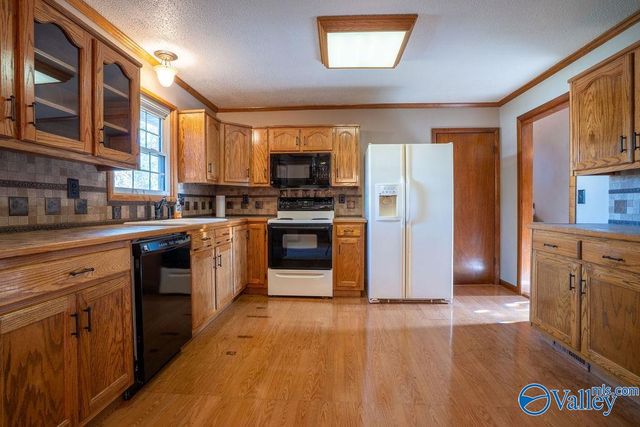 6502 Banks Drive, Fort Payne, AL 35967