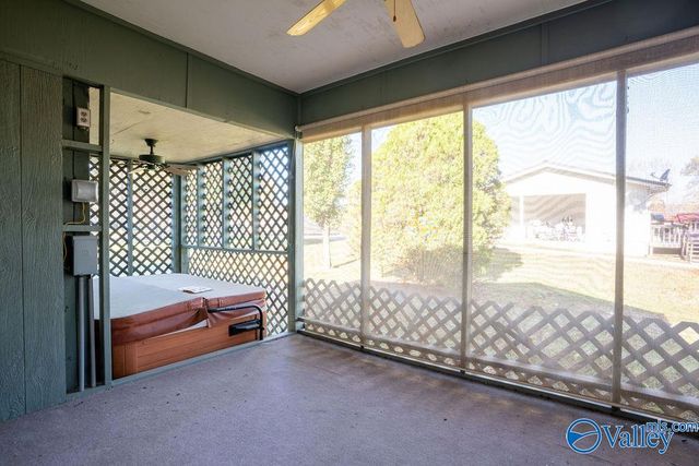 6502 Banks Drive, Fort Payne, AL 35967