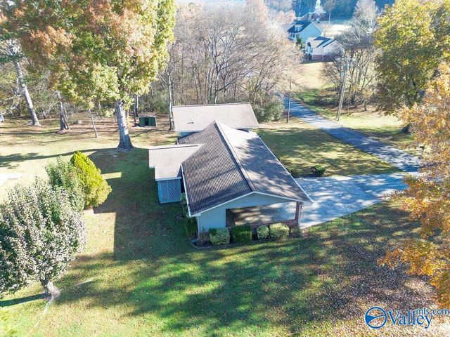 6502 Banks Drive, Fort Payne, AL 35967