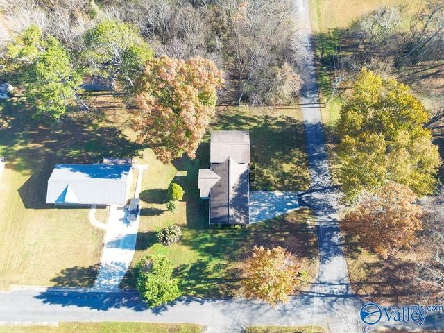 6502 Banks Drive, Fort Payne, AL 35967