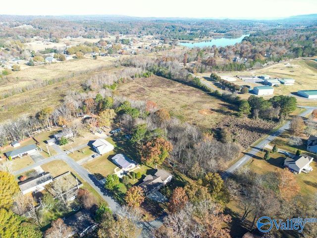 6502 Banks Drive, Fort Payne, AL 35967