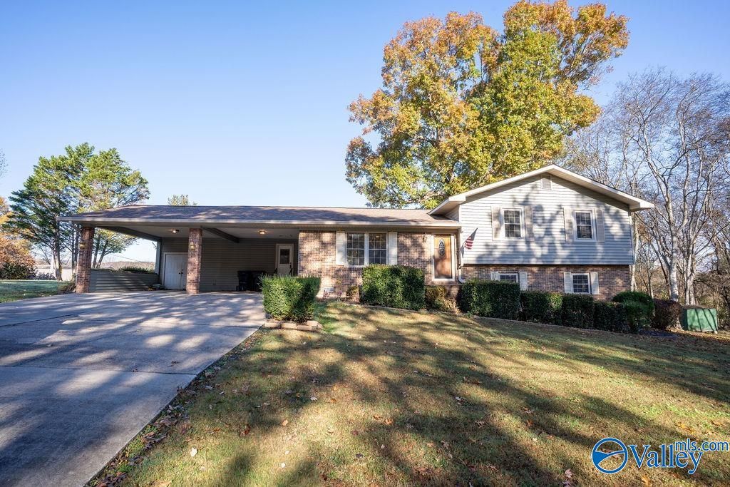 6502 Banks Drive, Fort Payne, AL 35967