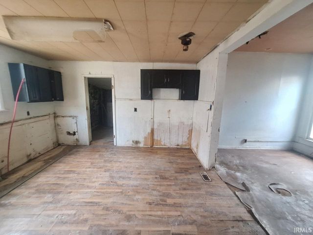 2209 E Lynn Street, Anderson, IN 46016