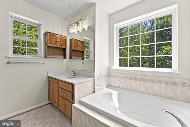 10275 MOUNTAIN RUN LAKE RD, Culpeper, VA 22701