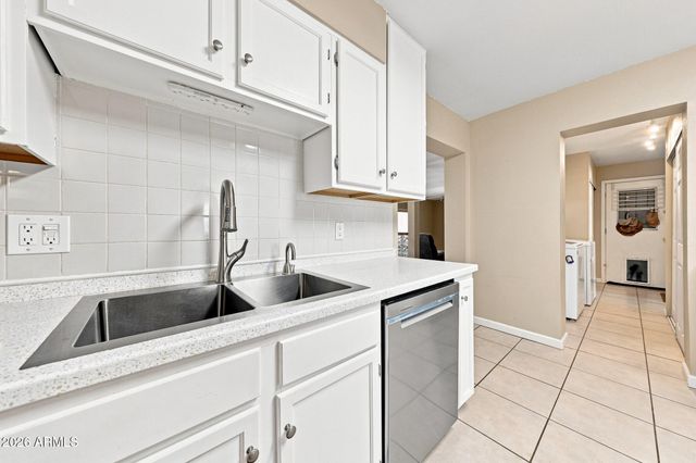 2217 E ACOMA Drive, Phoenix, AZ 85022