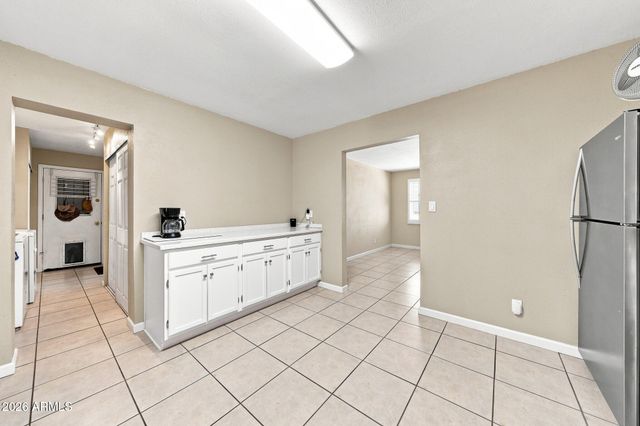 2217 E ACOMA Drive, Phoenix, AZ 85022