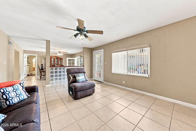 2217 E ACOMA Drive, Phoenix, AZ 85022