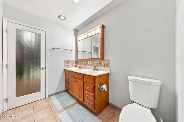 2217 E ACOMA Drive, Phoenix, AZ 85022