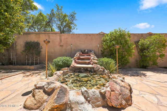 2217 E ACOMA Drive, Phoenix, AZ 85022