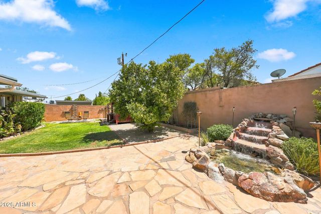 2217 E ACOMA Drive, Phoenix, AZ 85022
