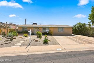 2217 E ACOMA Drive, Phoenix, AZ 85022