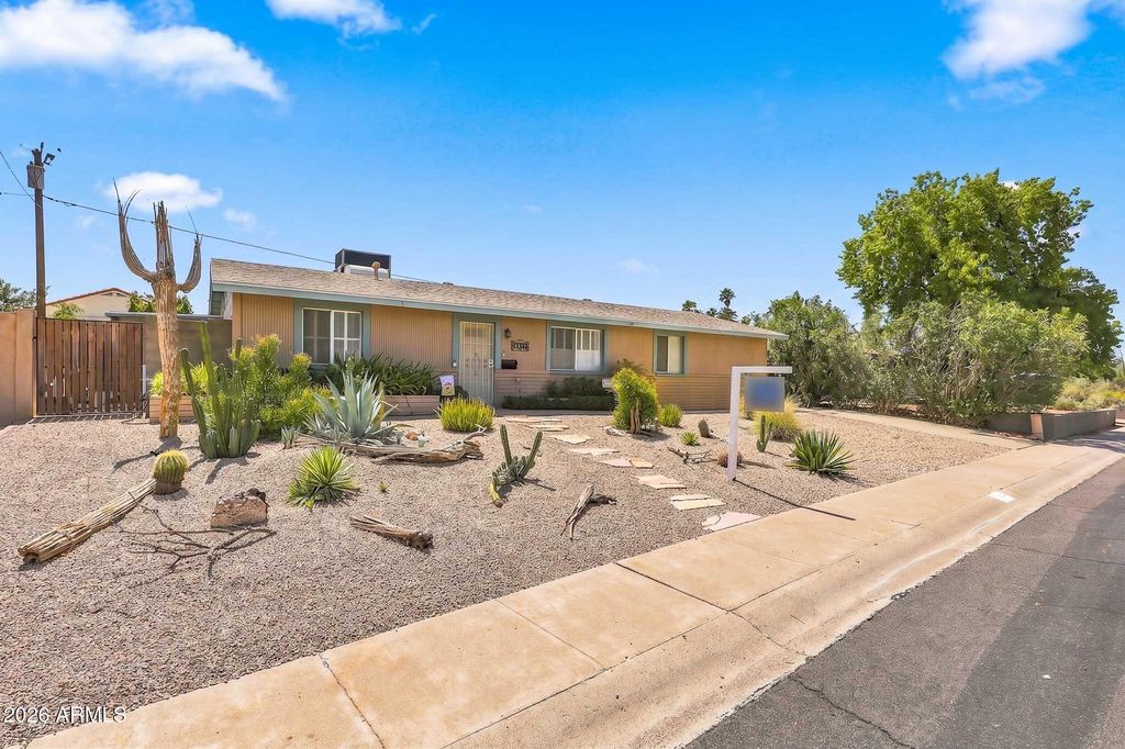 2217 E ACOMA Drive, Phoenix, AZ 85022 — photo 3