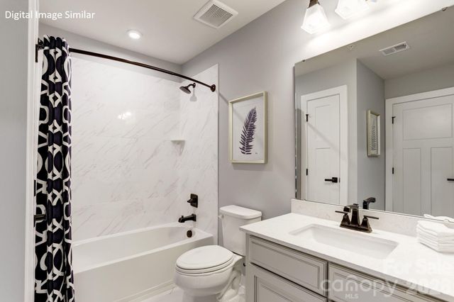 909 Heathway Drive, Charlotte, NC 28213