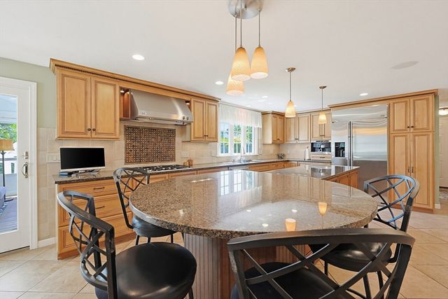 45 Massasoit Drive, North Attleboro, MA 02760