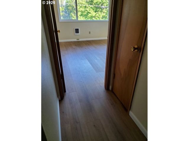 1607 Ne 26TH Ave, Portland, OR 97232