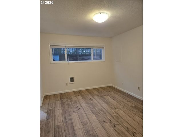 1607 Ne 26TH Ave, Portland, OR 97232