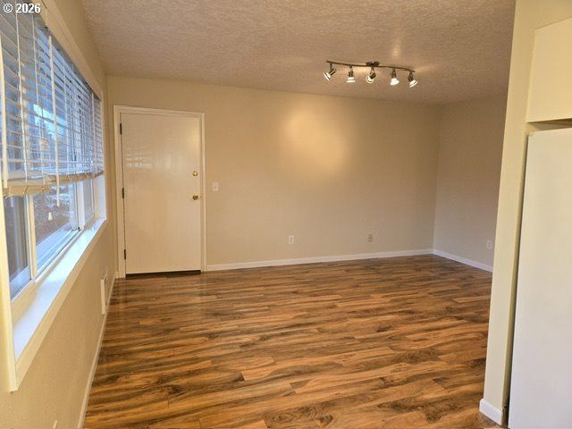 1607 Ne 26TH Ave, Portland, OR 97232