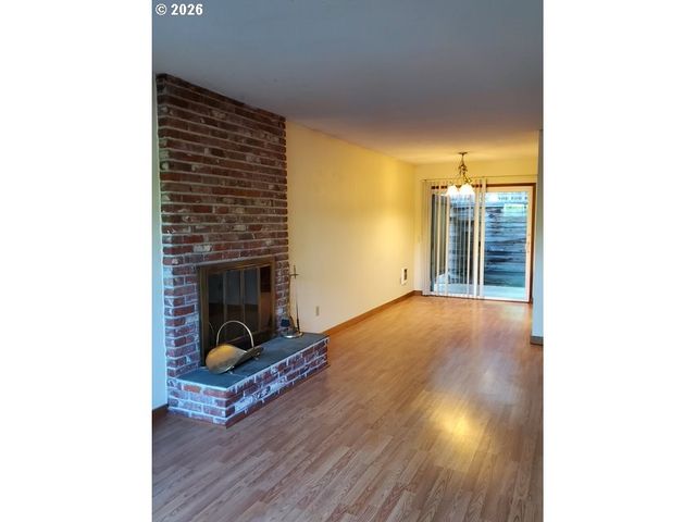 1607 Ne 26TH Ave, Portland, OR 97232