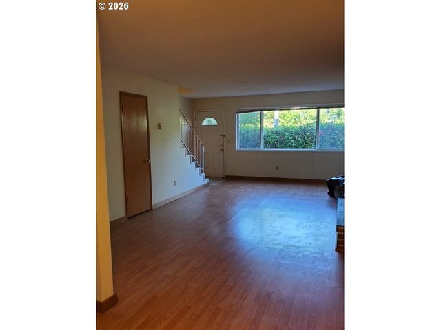 1607 Ne 26TH Ave, Portland, OR 97232