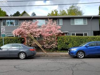1607 Ne 26TH Ave, Portland, OR 97232